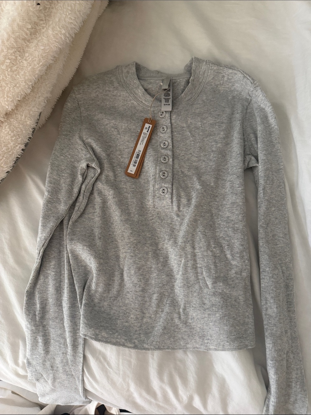 Skims Gray Ribbed Henley Long Sleeve Top